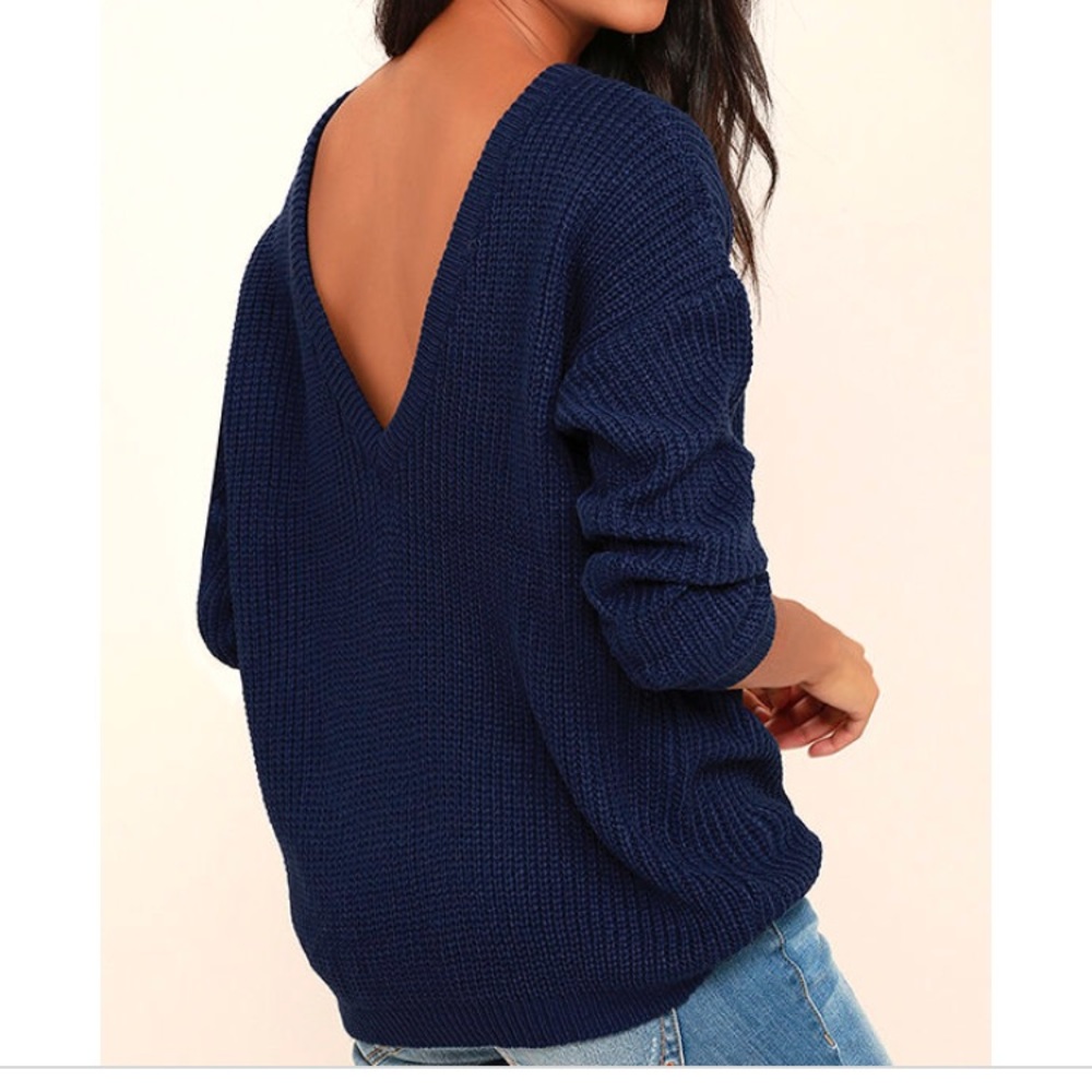 Lulu’s backless sweater navy blue small